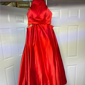 Elegant Red Satin Prom Dress
